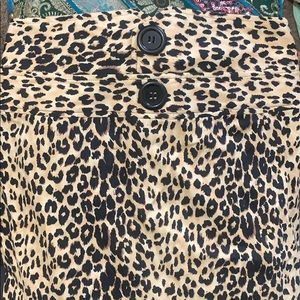 Twenty One Brand Cheetah Print Pencil Skirt
